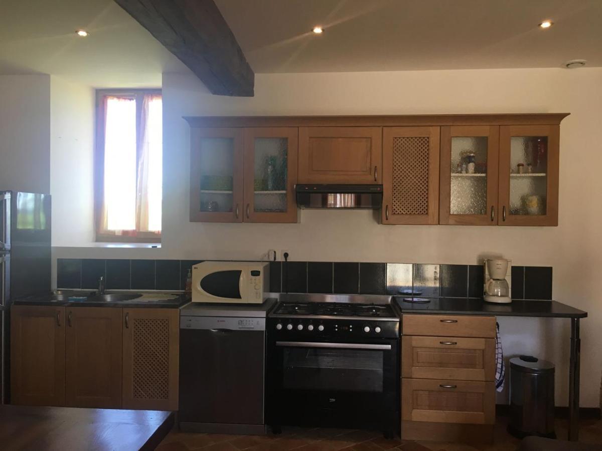 Gite A La Ferme Rouëssé-Vassé Exterior foto